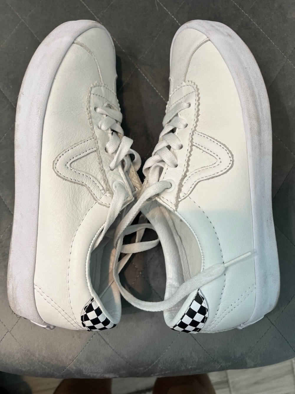 VANS White Low-Top leather Sneakers with Checkerboard Heel Accent